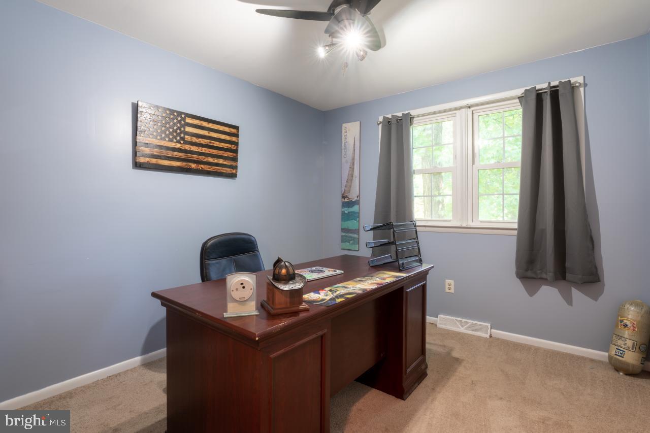 2125 Oak Road Port Republic, MD 20676 - Photo 20 of 39 Second Bedroom
