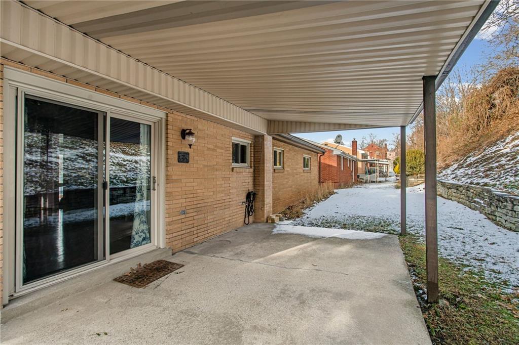 4642 Mt Troy Rd Extension Pittsburgh, PA 15214 - Photo 12 of 36
