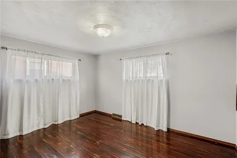 $310,000 | 4642 Mt Troy Rd Extension, Pittsburgh, PA 15214