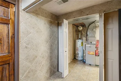 $310,000 | 4642 Mt Troy Rd Extension, Pittsburgh, PA 15214