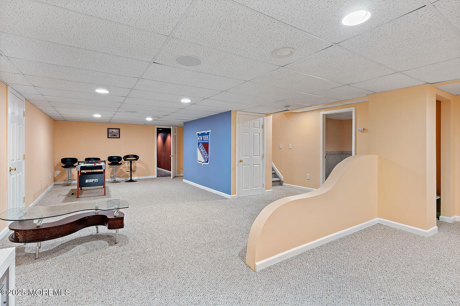 26 Chiswick Court Jackson, NJ 08527 - Photo 28 of 41 a spacious bedroom with a bed and a large window