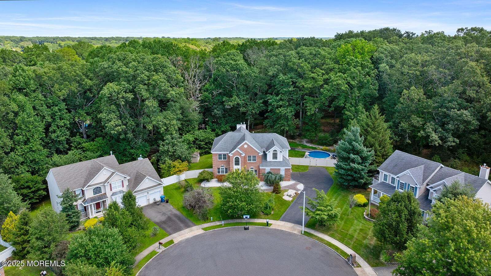 26 Chiswick Court Jackson, NJ 08527 - Photo 36 of 41 an aerial view of a house with a garden and a yard