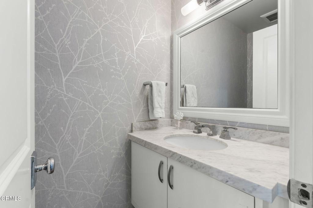 5142 Marlin Way Oxnard, CA 93035 - Photo 12 of 47