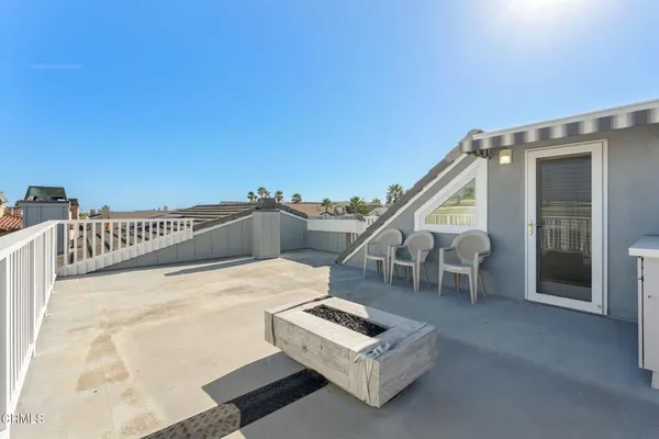 $2,370,000 | 5142 Marlin Way, Oxnard, CA 93035