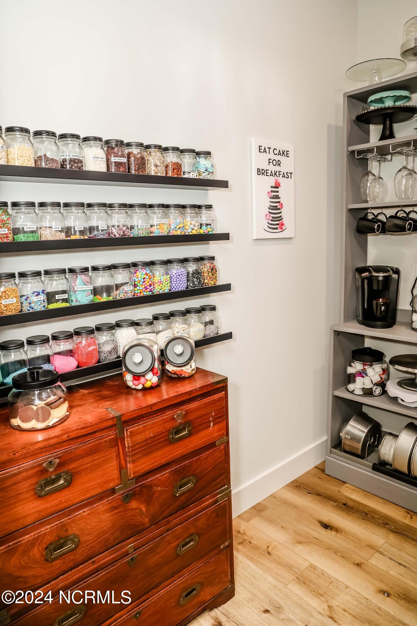 125 Kelly Road Pinehurst, NC 28374 - Photo 17 of 52 Pantry interior
