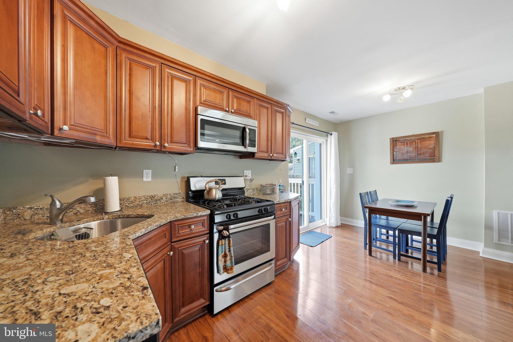33 Eastship Road Baltimore, MD 21222 - Photo 18 of 50 Kitchen