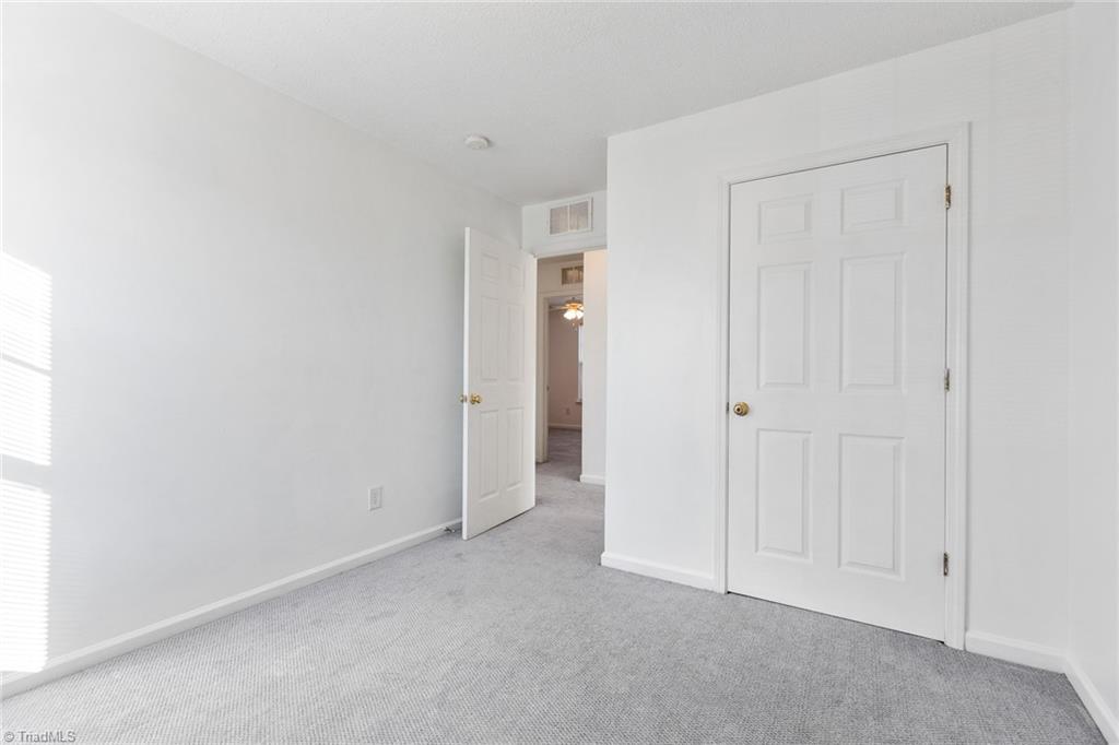 820 Hopewell Street High Point, NC 27263 - Photo 19 of 33 Gallery Image 19