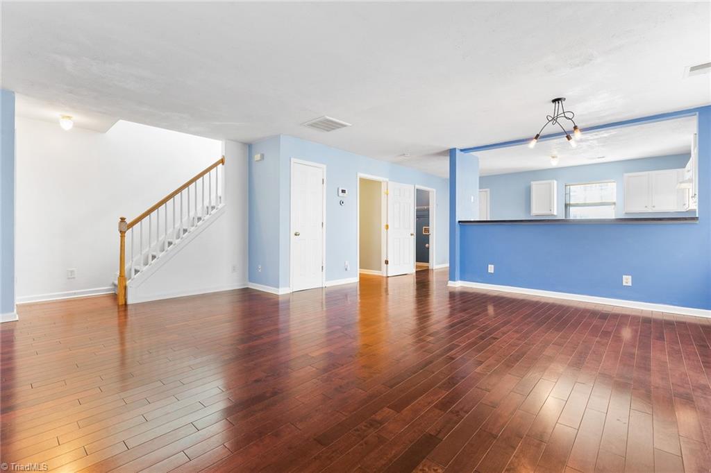 820 Hopewell Street High Point, NC 27263 - Photo 8 of 33 Gallery Image 8