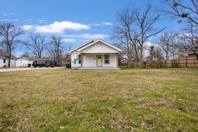 $274,999 | 2200 North Beaton Street, Corsicana, TX 75110