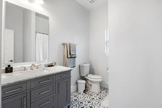 $274,999 | 2200 North Beaton Street, Corsicana, TX 75110