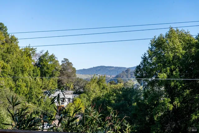 $680,000 | 556 Scenic Avenue, San Anselmo, CA 94960