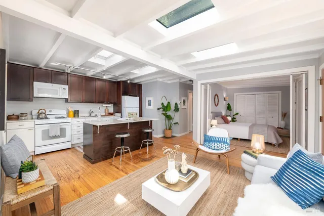 $680,000 | 556 Scenic Avenue, San Anselmo, CA 94960