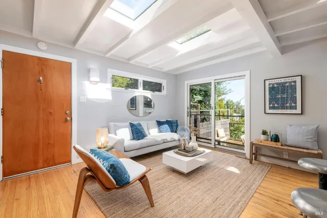 $680,000 | 556 Scenic Avenue, San Anselmo, CA 94960