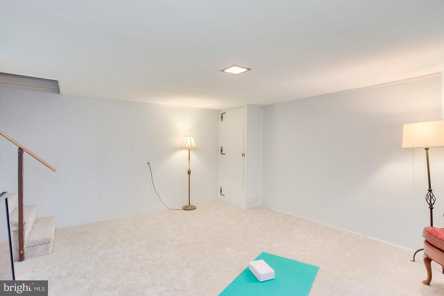 1131 Elm Road Baltimore, MD 21227 - Photo 26 of 32 Extra living or workout space