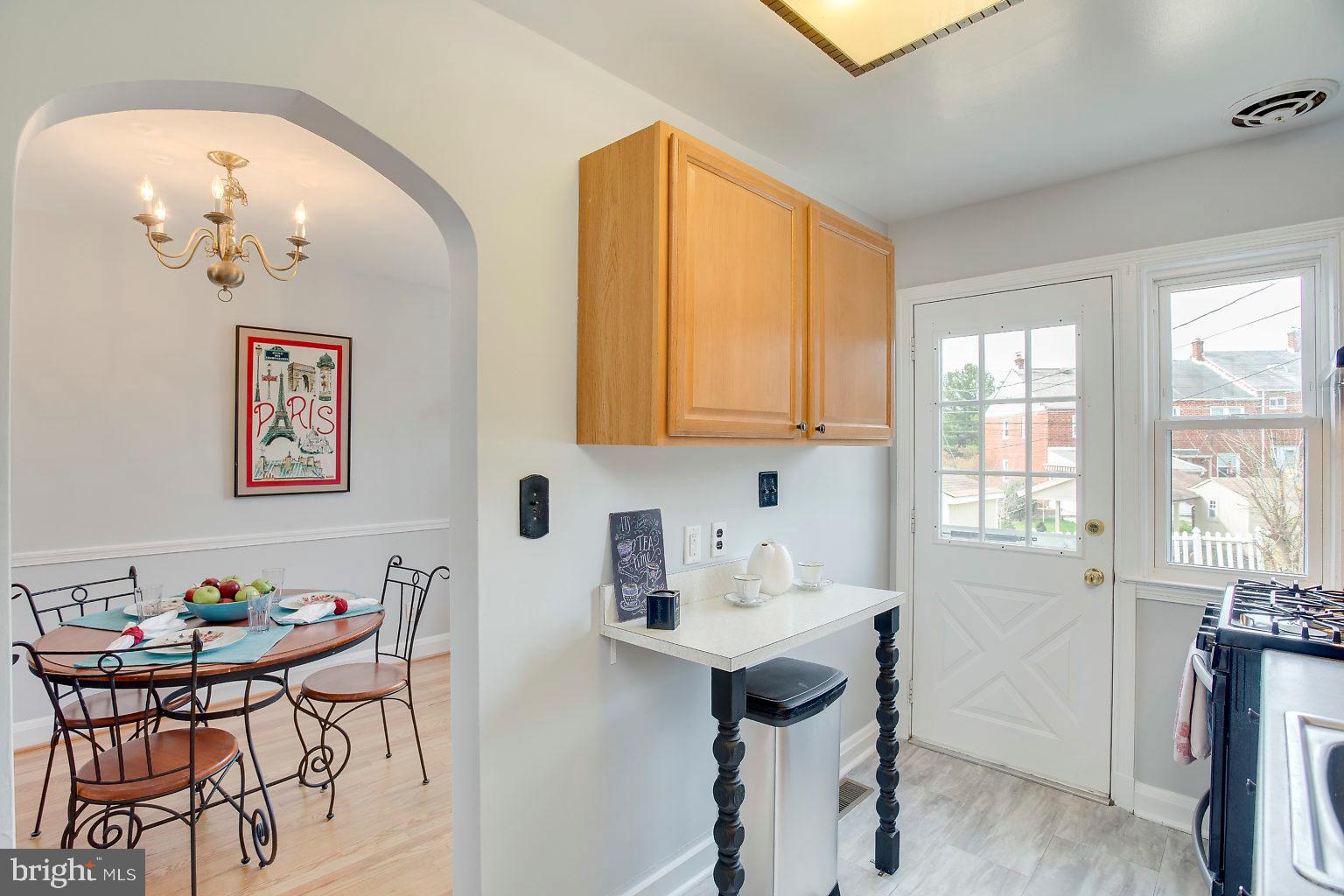 1131 Elm Road Baltimore, MD 21227 - Photo 7 of 32 Extra counter space in kitchen
