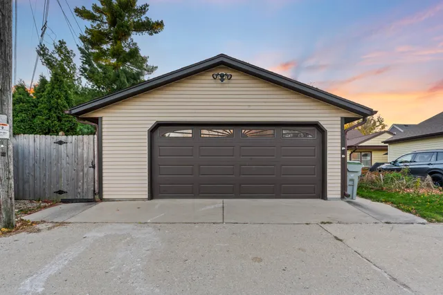 $374,900 | 3328 South Honey Creek Drive, Milwaukee, WI 53219