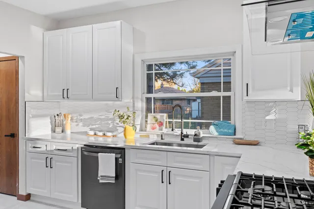 $374,900 | 3328 South Honey Creek Drive, Milwaukee, WI 53219