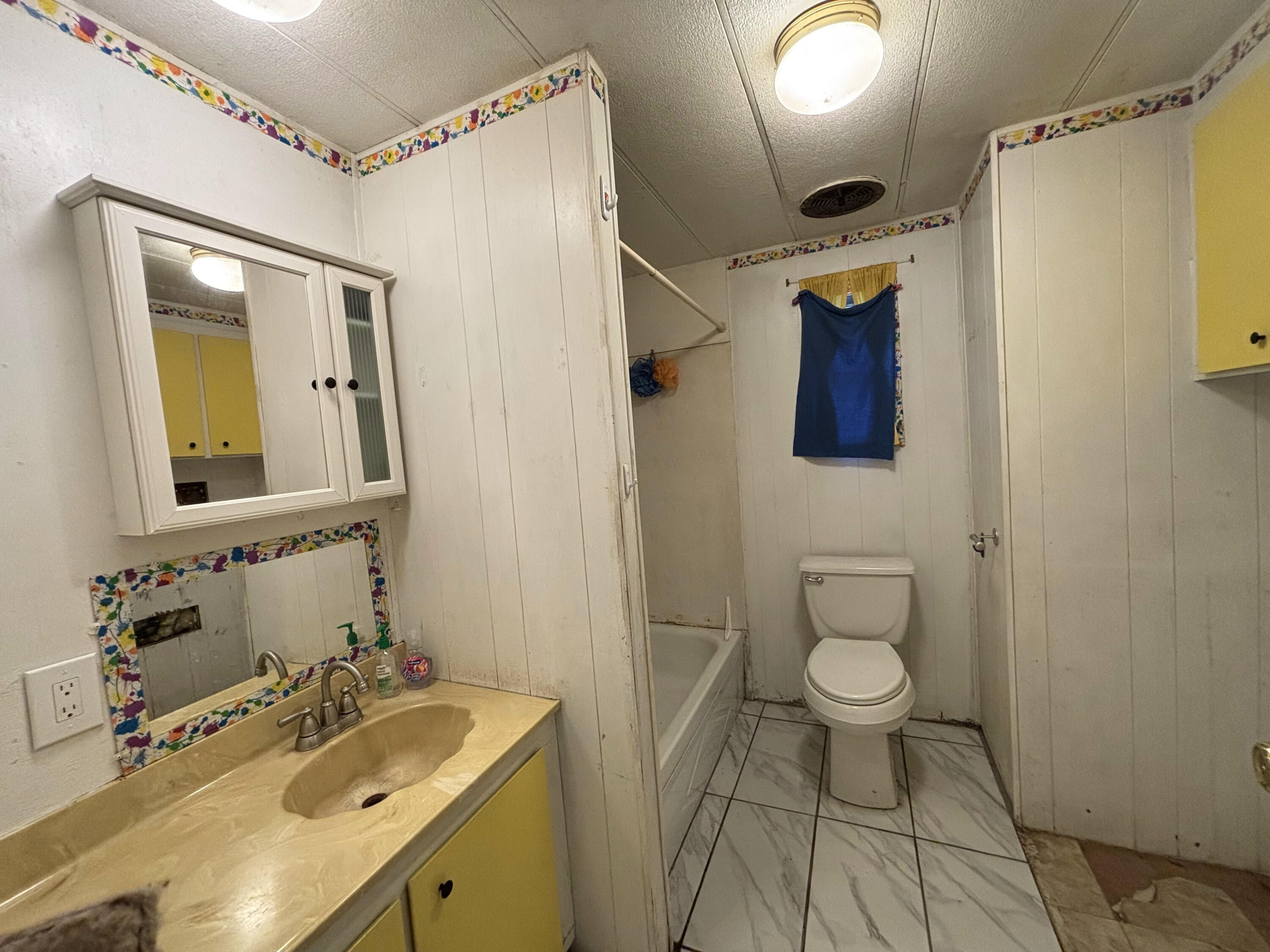 16625 Ford Road Rogue River, OR 97537 - Photo 19 of 31 Bath #1