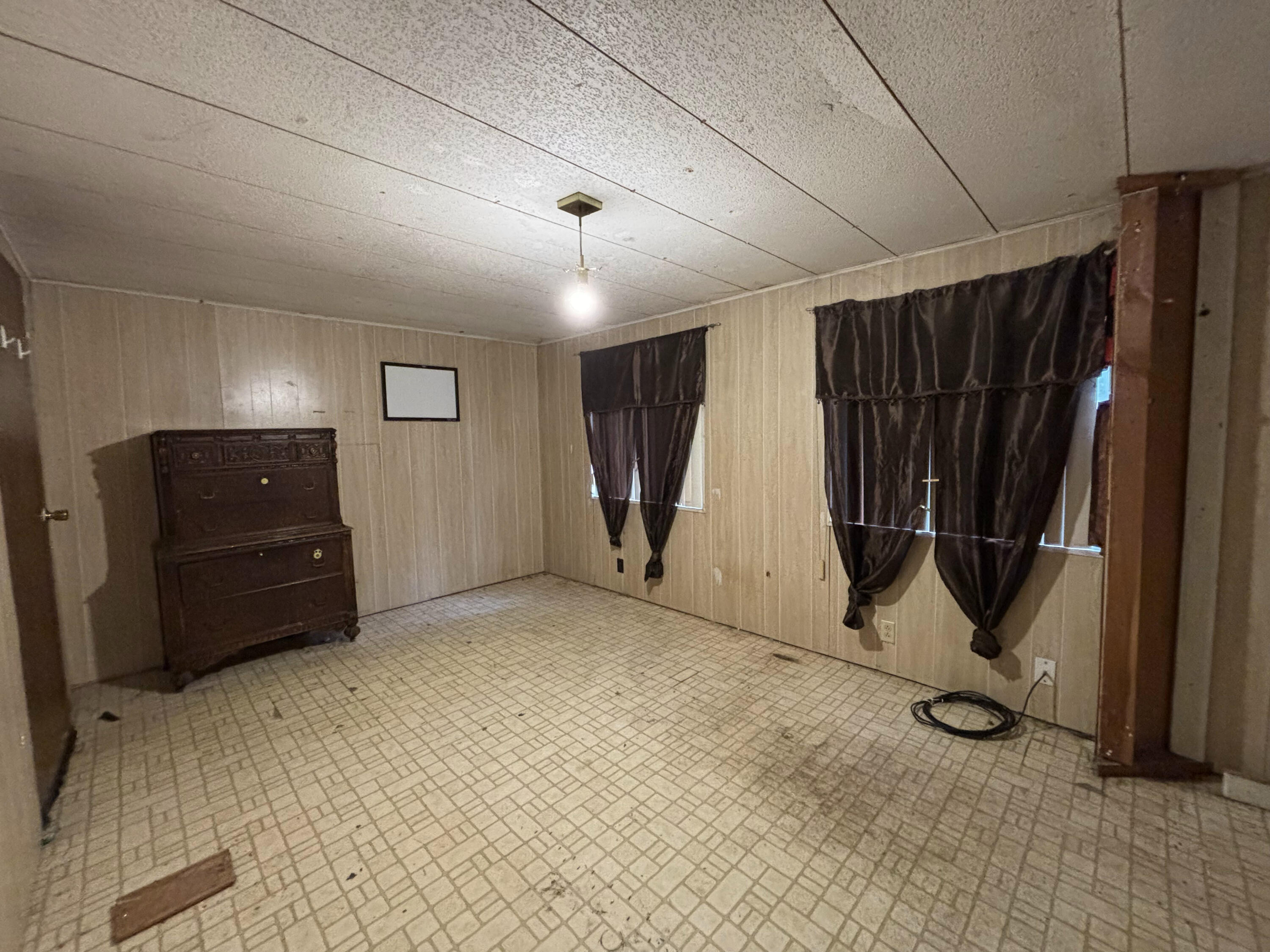 16625 Ford Road Rogue River, OR 97537 - Photo 23 of 31 Bedroom #4