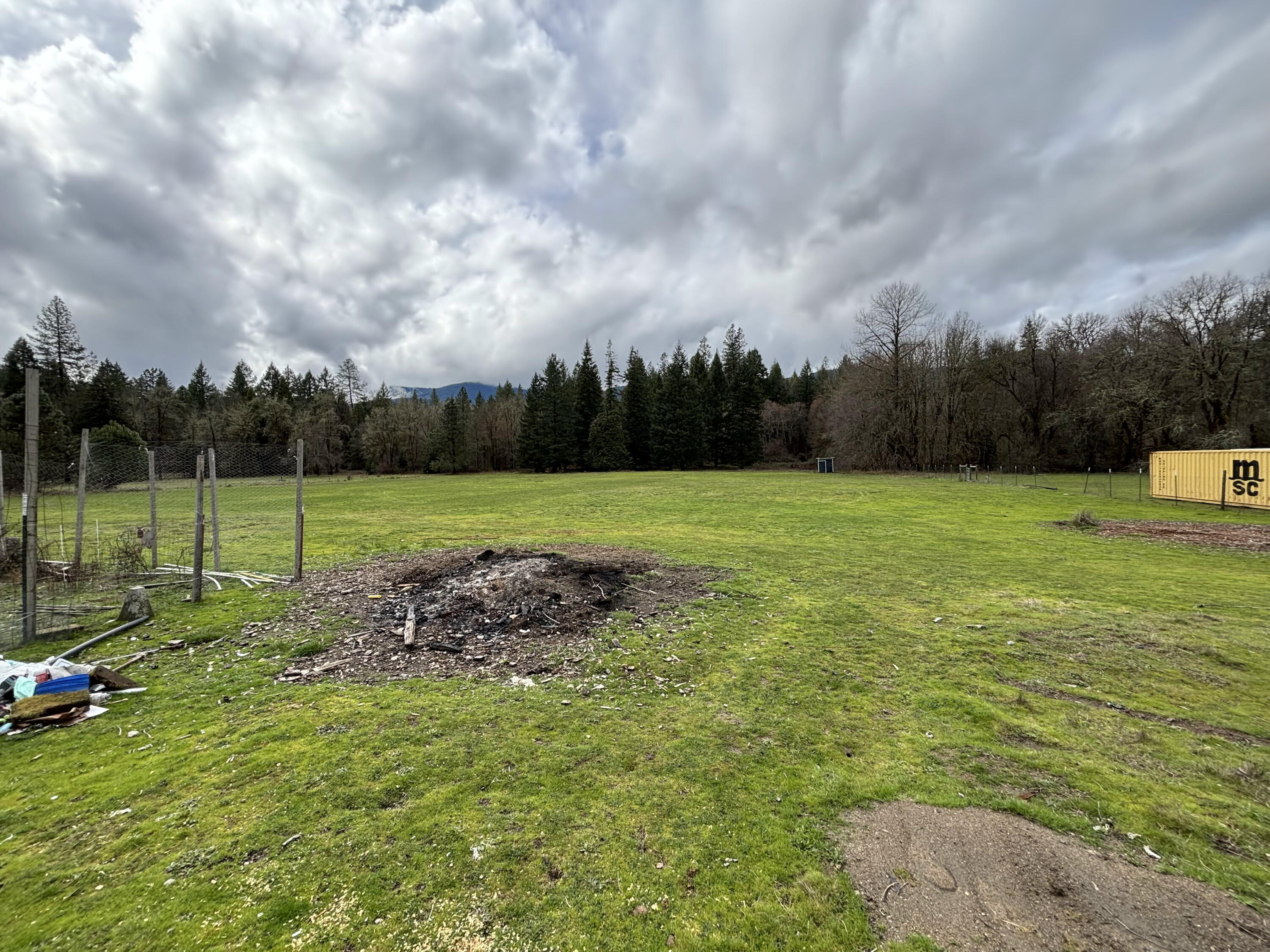 16625 Ford Road Rogue River, OR 97537 - Photo 25 of 31 Pasture