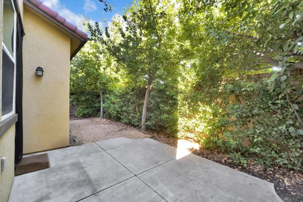 $399,999 | 3531 Alcove Way, Clovis, CA 93619