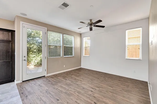 $399,999 | 3531 Alcove Way, Clovis, CA 93619