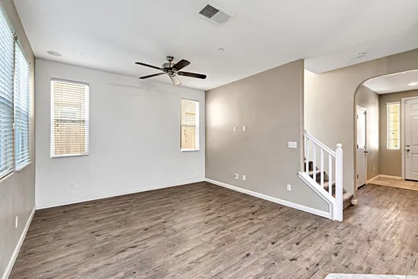 $399,999 | 3531 Alcove Way, Clovis, CA 93619