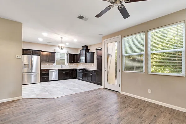 $399,999 | 3531 Alcove Way, Clovis, CA 93619