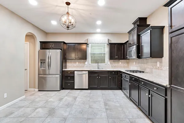 $399,999 | 3531 Alcove Way, Clovis, CA 93619