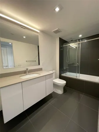 $4,200 | 1600 Northeast 1st Avenue, Unit 3106, Miami, FL 33132