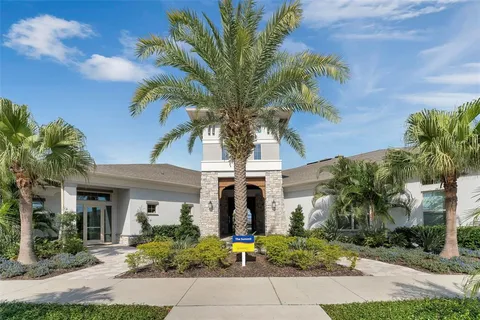 $699,500 | 16167 Hampton Crossing Drive, Winter Garden, FL 34787