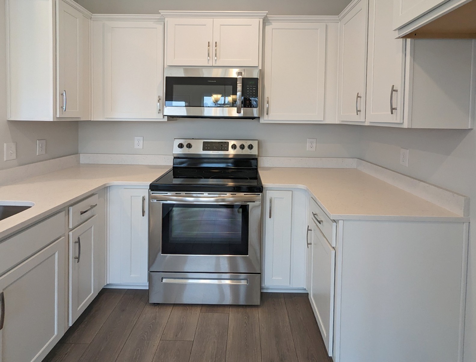 504 Gilroy Court Antioch, TN 37013 - Photo 5 of 17 a kitchen with cabinets appliances and a sink