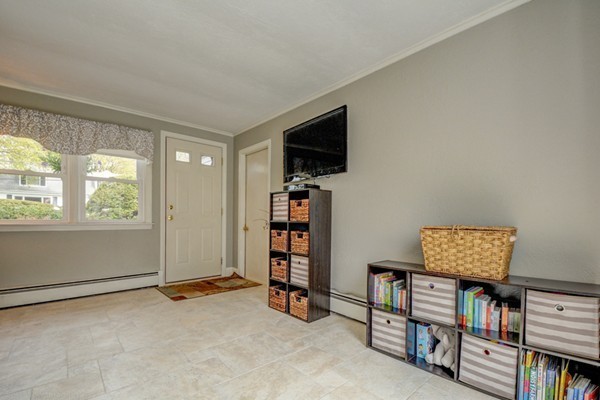 26 Cavanaugh Road Framingham, MA 01701 - Photo 14 of 30 Gallery Image 14