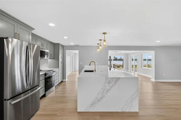 $1,100,000 | 1424 Lemon Bay Drive, Englewood, FL 34223