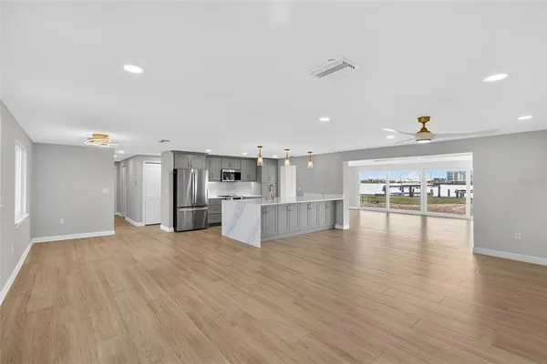 $1,100,000 | 1424 Lemon Bay Drive, Englewood, FL 34223