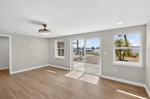 $1,100,000 | 1424 Lemon Bay Drive, Englewood, FL 34223