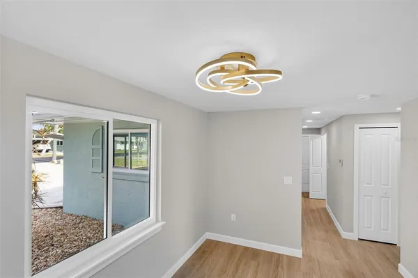 $1,100,000 | 1424 Lemon Bay Drive, Englewood, FL 34223