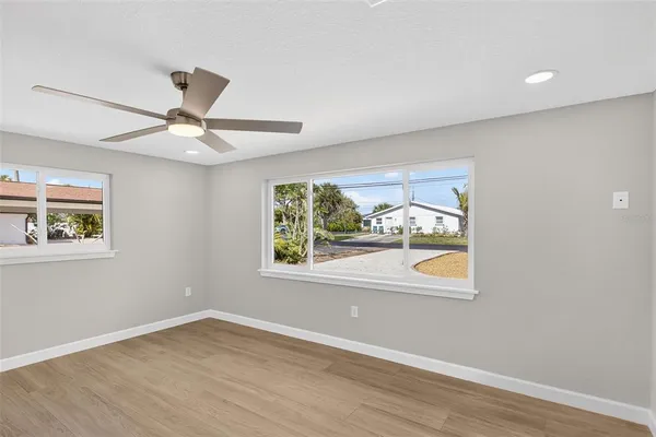 $1,100,000 | 1424 Lemon Bay Drive, Englewood, FL 34223