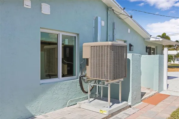 $1,100,000 | 1424 Lemon Bay Drive, Englewood, FL 34223