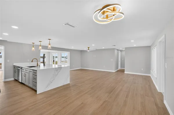 $1,100,000 | 1424 Lemon Bay Drive, Englewood, FL 34223