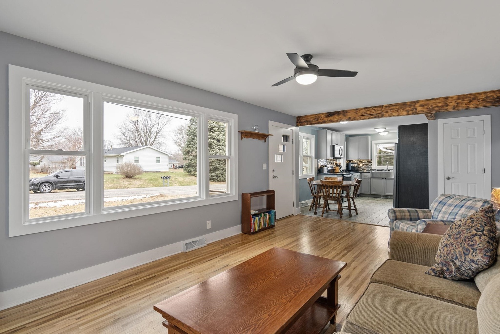 1208 Jones Street Le Claire, IA 52753 - Photo 3 of 32