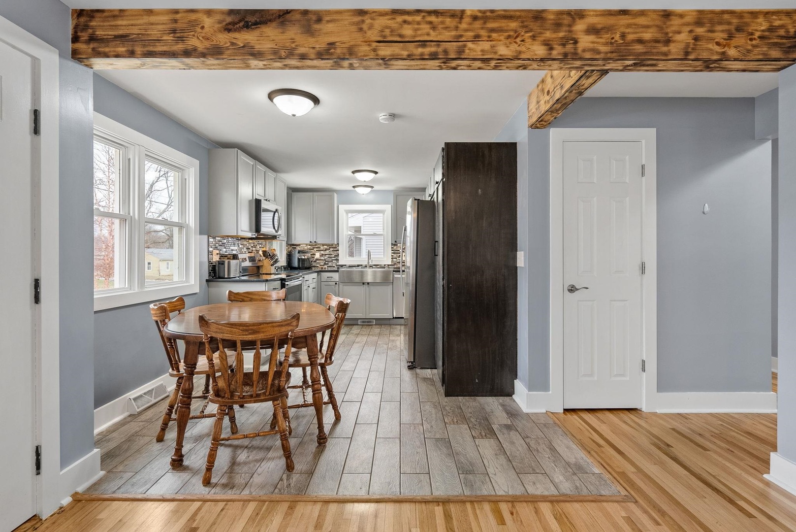 1208 Jones Street Le Claire, IA 52753 - Photo 5 of 32