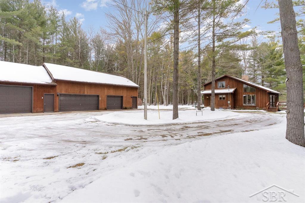 3355 Burgess Road Beaverton, MI 48612 - Photo 5 of 38