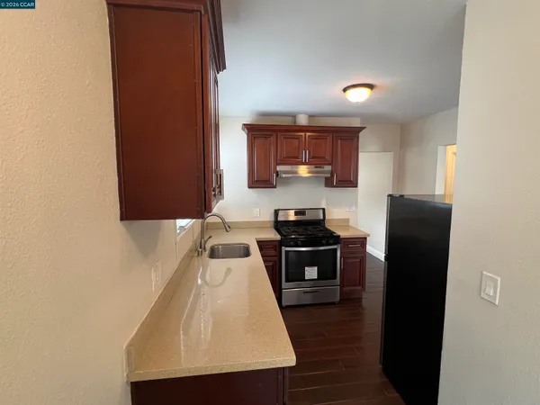 $2,499 | 2824 23rd Avenue, Oakland, CA 94606