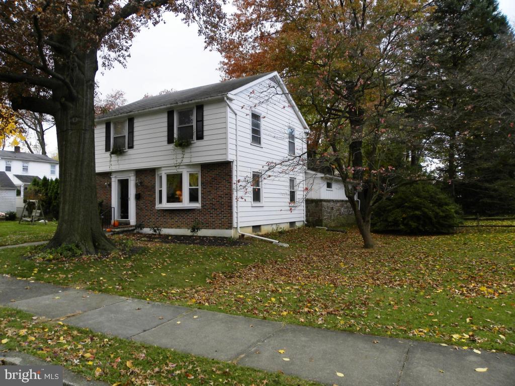 318 Laurel Avenue Lititz, PA 17543 - Photo 1 of 20 Gallery Image 1