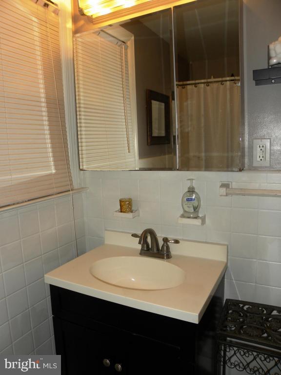 318 Laurel Avenue Lititz, PA 17543 - Photo 17 of 20 Gallery Image 17