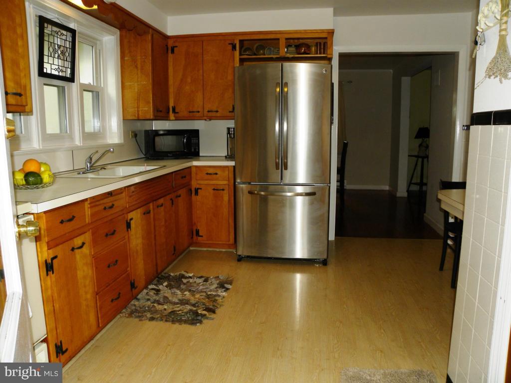 318 Laurel Avenue Lititz, PA 17543 - Photo 8 of 20 Gallery Image 8