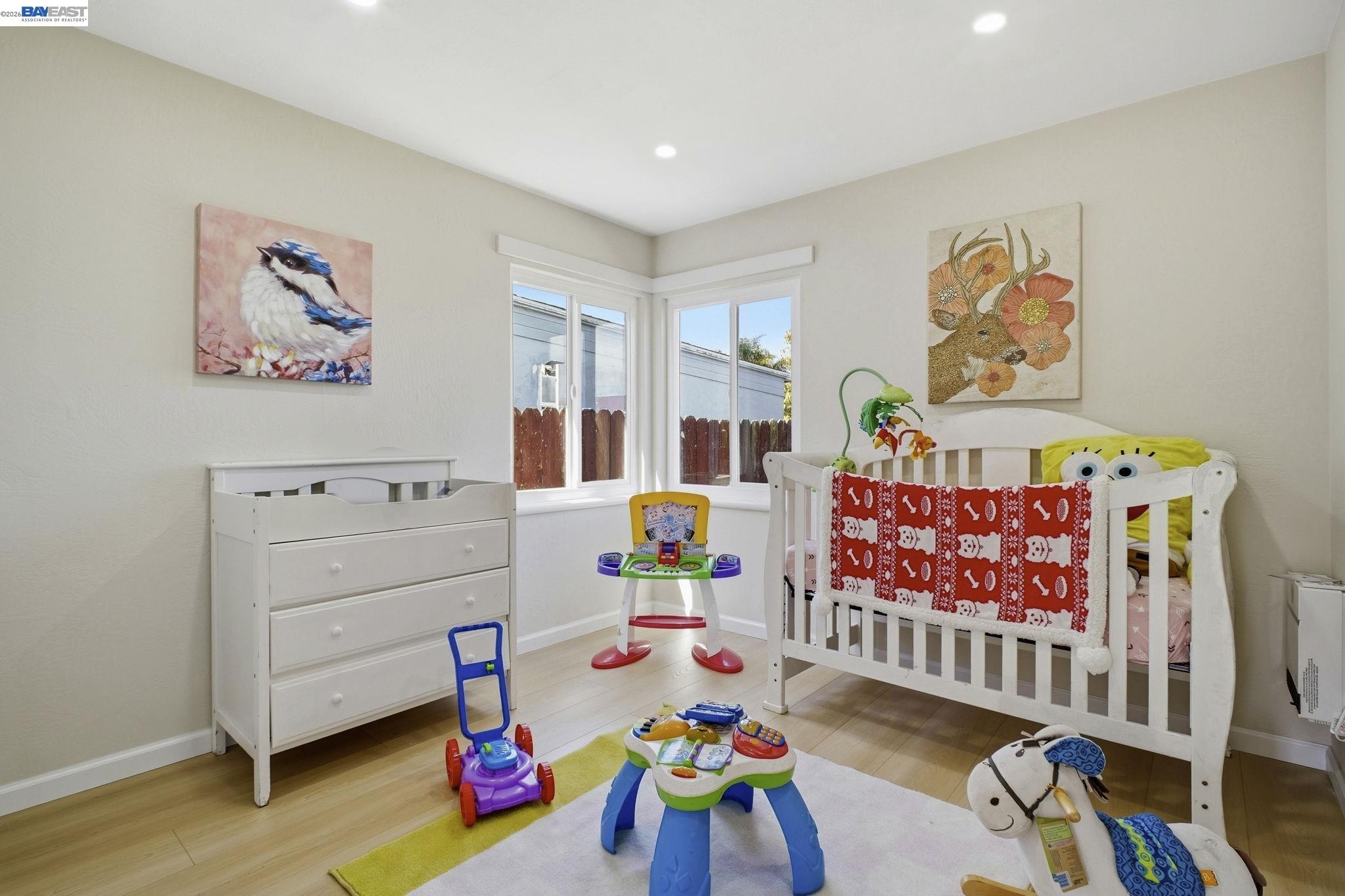 937 Neil Way Hayward, CA 94545 - Photo 20 of 37 a children room with toys and toys