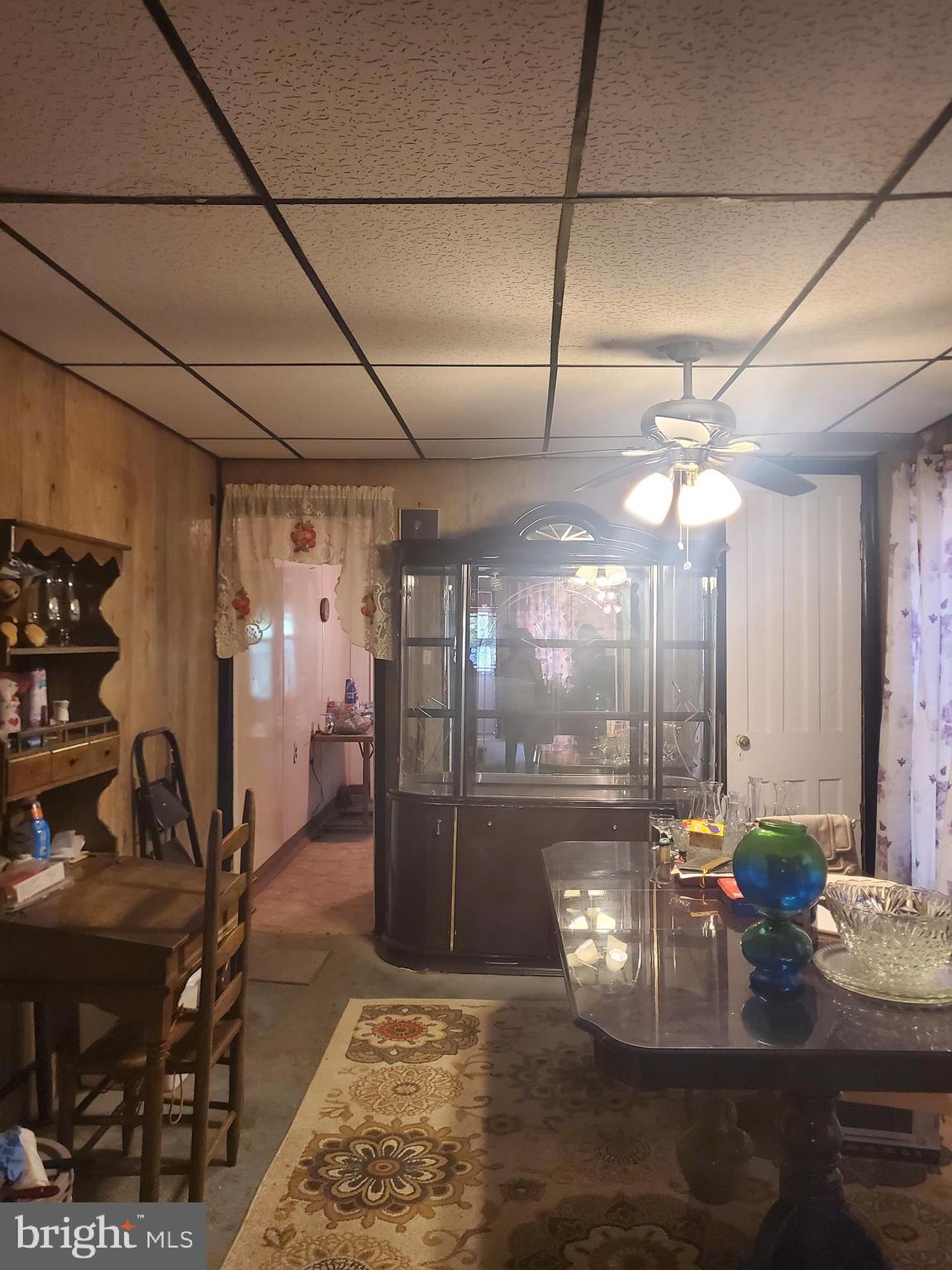 418 Rutherford Avenue Trenton, NJ 08618 - Photo 4 of 9 DINING ROOM