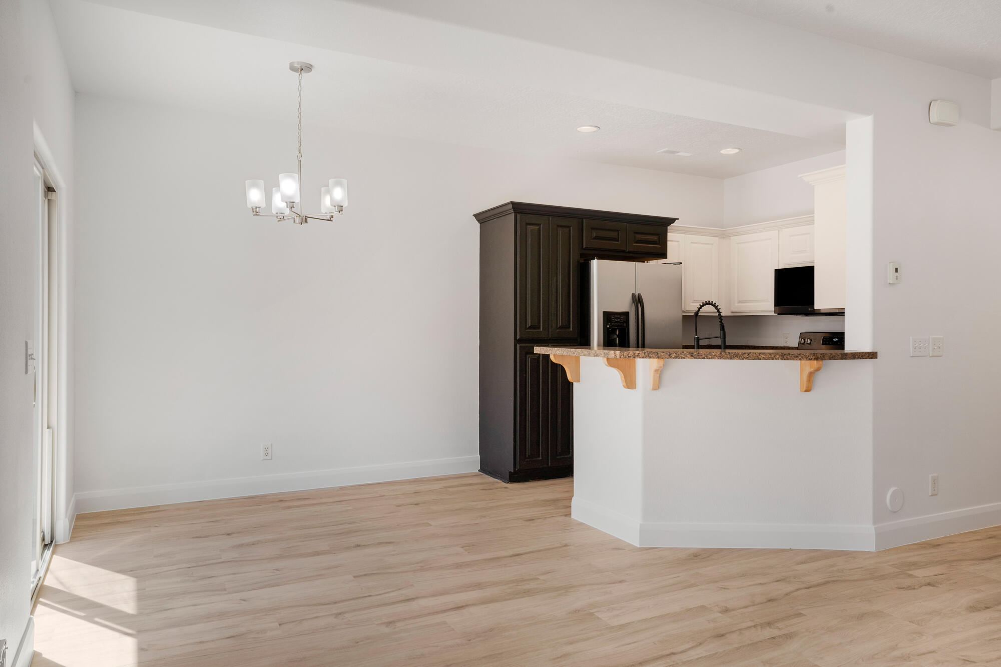 2516 Manzoni Road Santa Clara, UT 84765 - Photo 6 of 41 DSC02207
